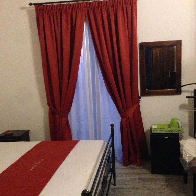B&B Profumi Di Sicilia Сан-Катальдо Номер фото