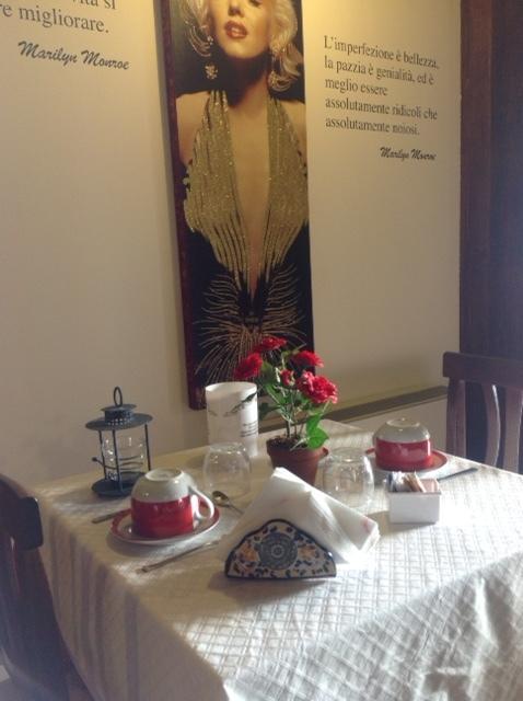 B&B Profumi Di Sicilia Сан-Катальдо Экстерьер фото