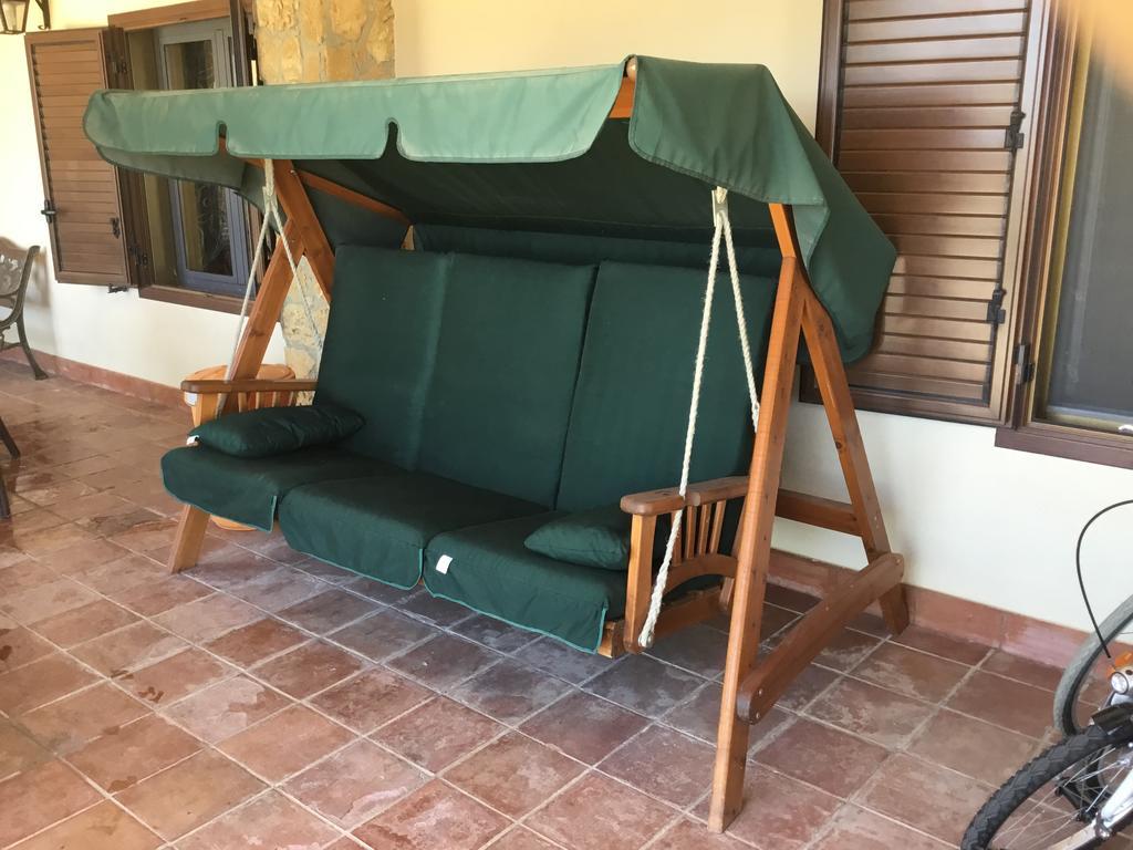 B&B Profumi Di Sicilia Сан-Катальдо Экстерьер фото