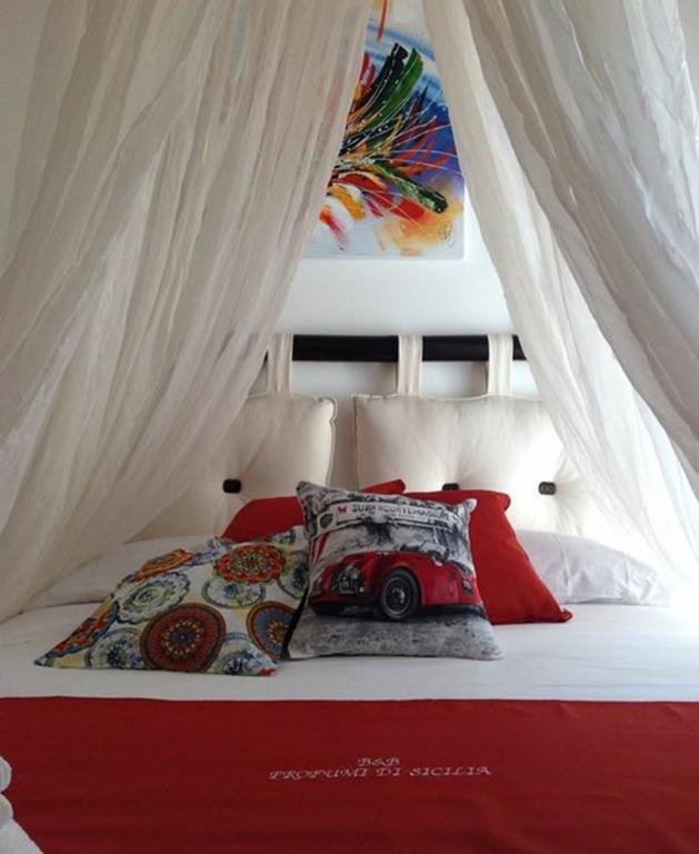 B&B Profumi Di Sicilia Сан-Катальдо Экстерьер фото